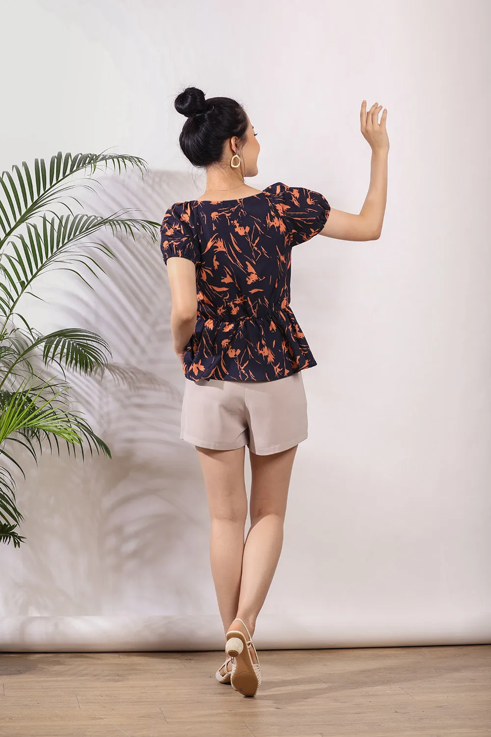 Anoleigh Top in Black