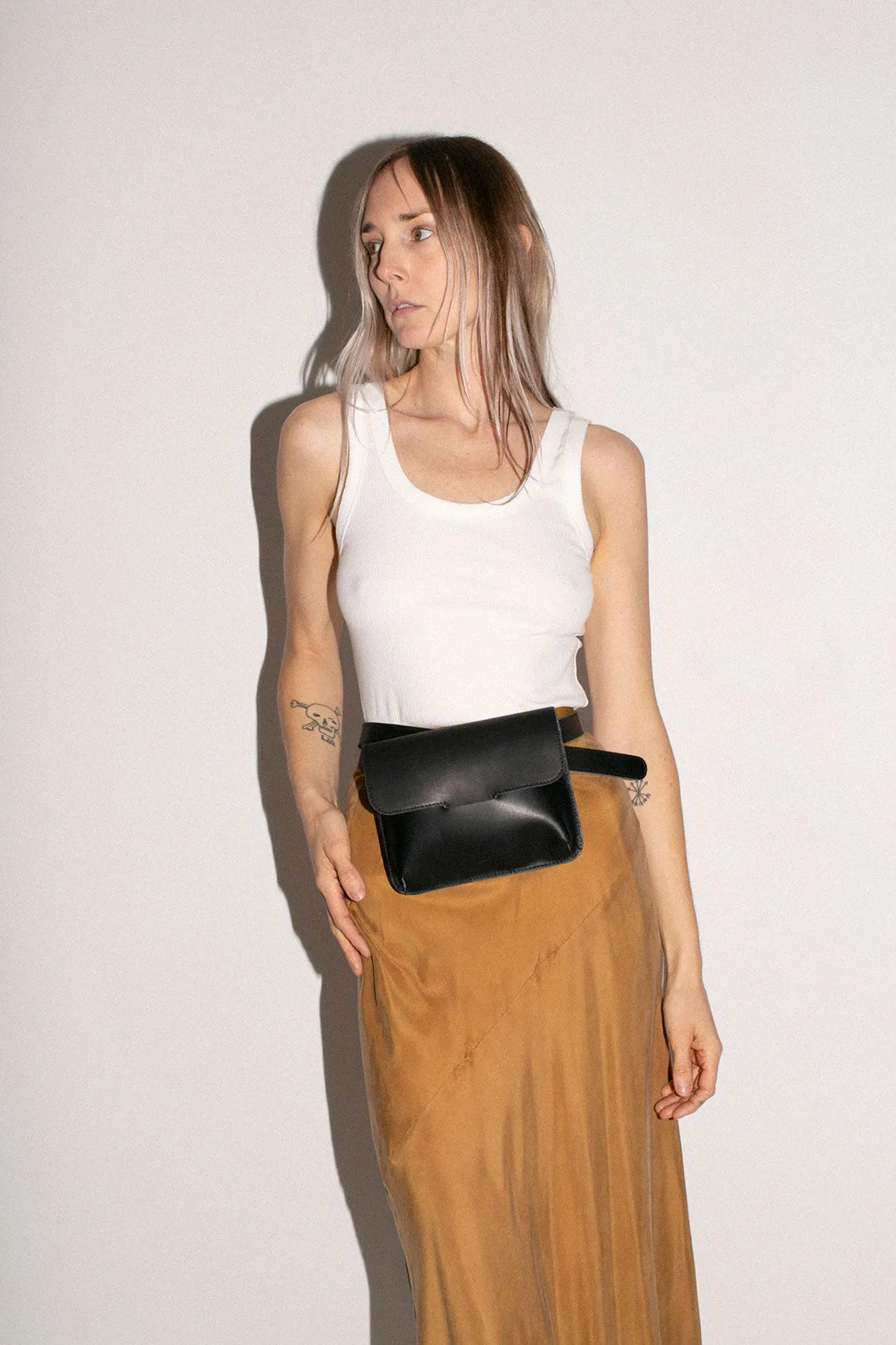 Black Quinn Belt Bag