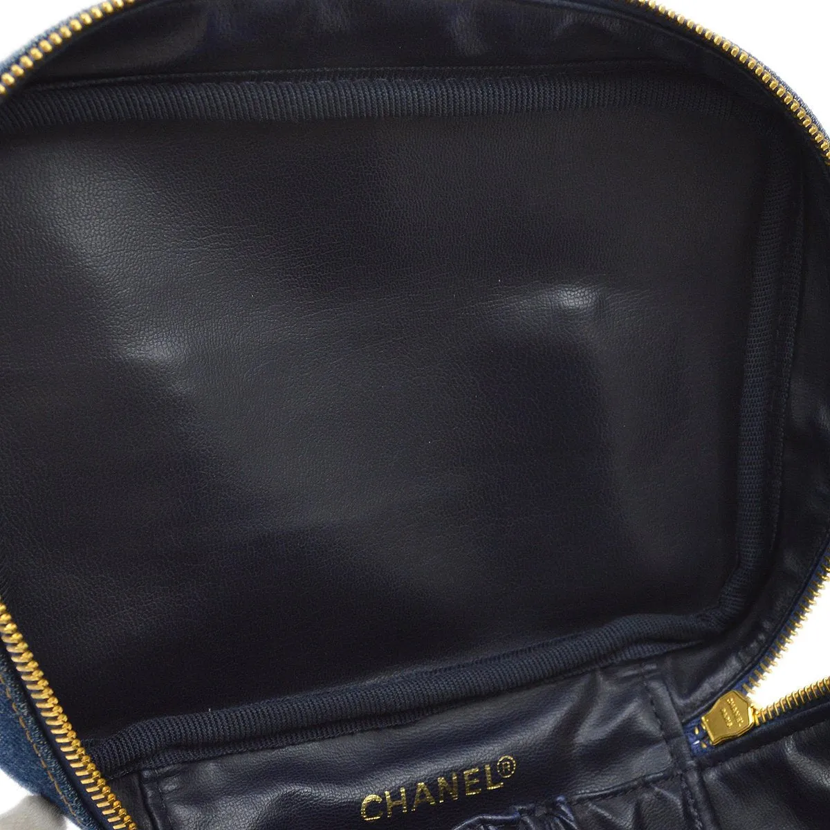 CHANEL 1997 Cosmetic Vanity Handbag 90163