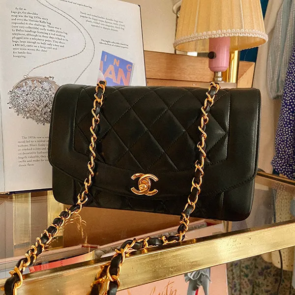 Chanel Around 1995 Made Diana Flap Chain Bag 23Cm Black
