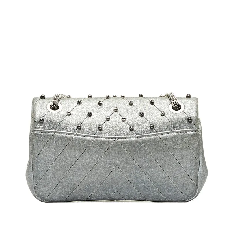 Chanel CC Chevron Studded Leather Flap Bag Leather Shoulder Bag in Good condition