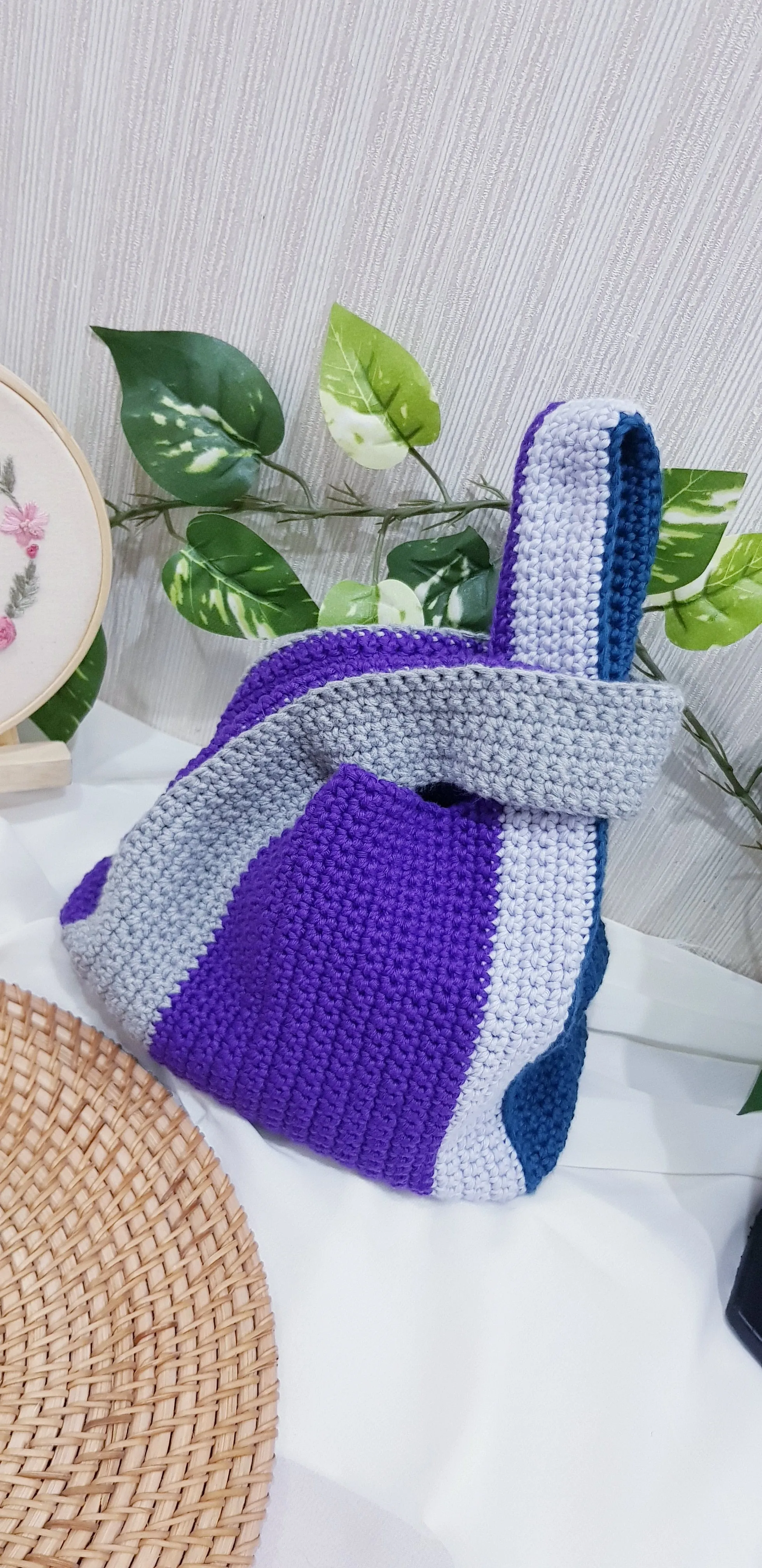 Crochet Knot Bag