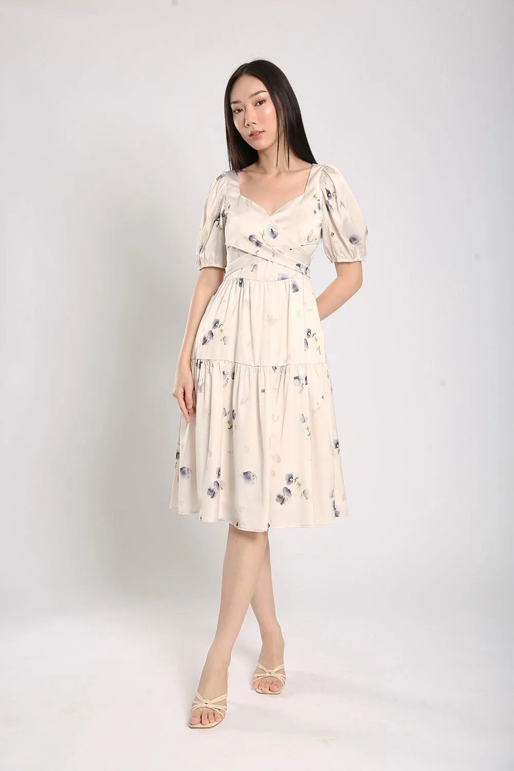 Katrine Floral Printed Dress in Apricot