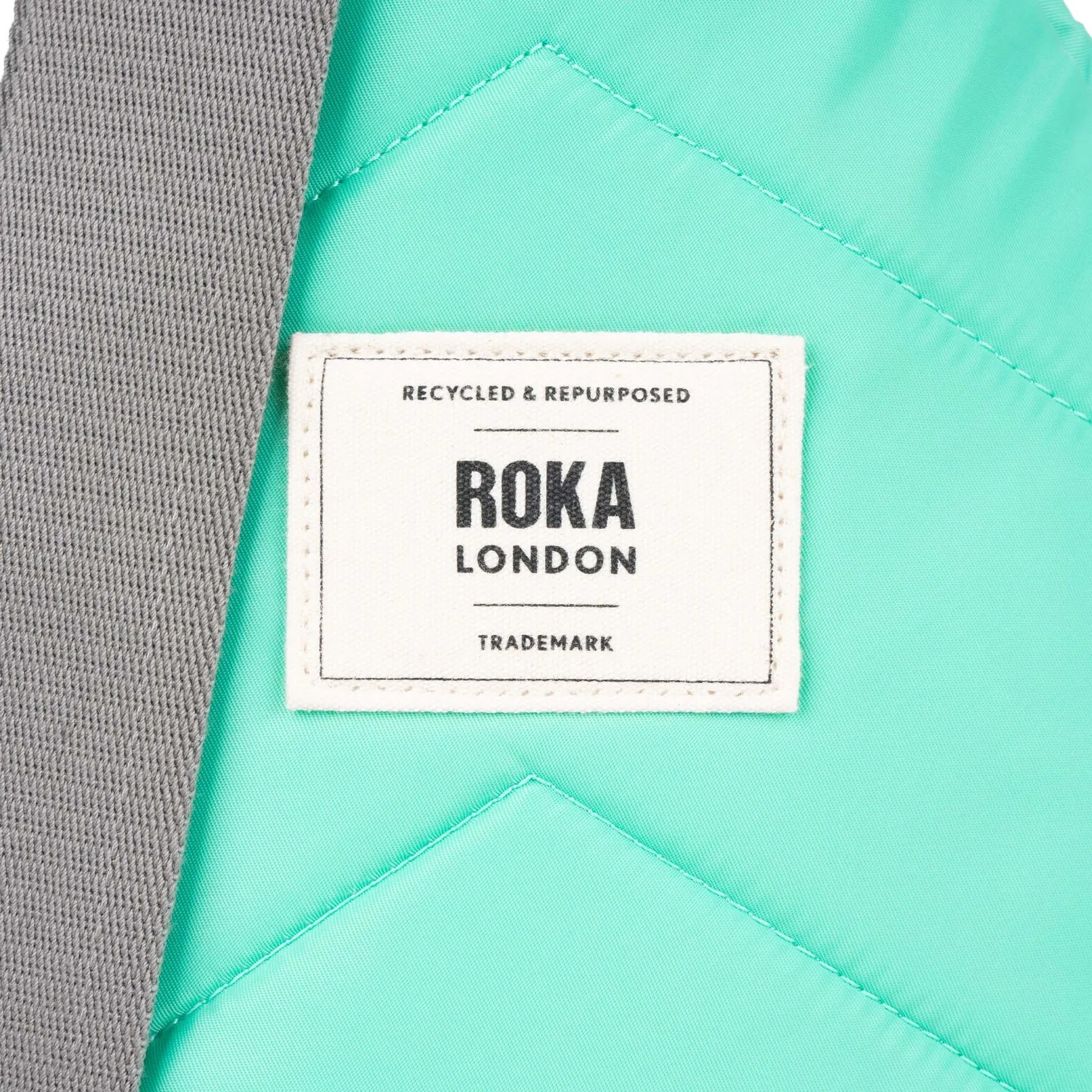 ROKA Willesden B XL Recycled Nylon Bag - Capri