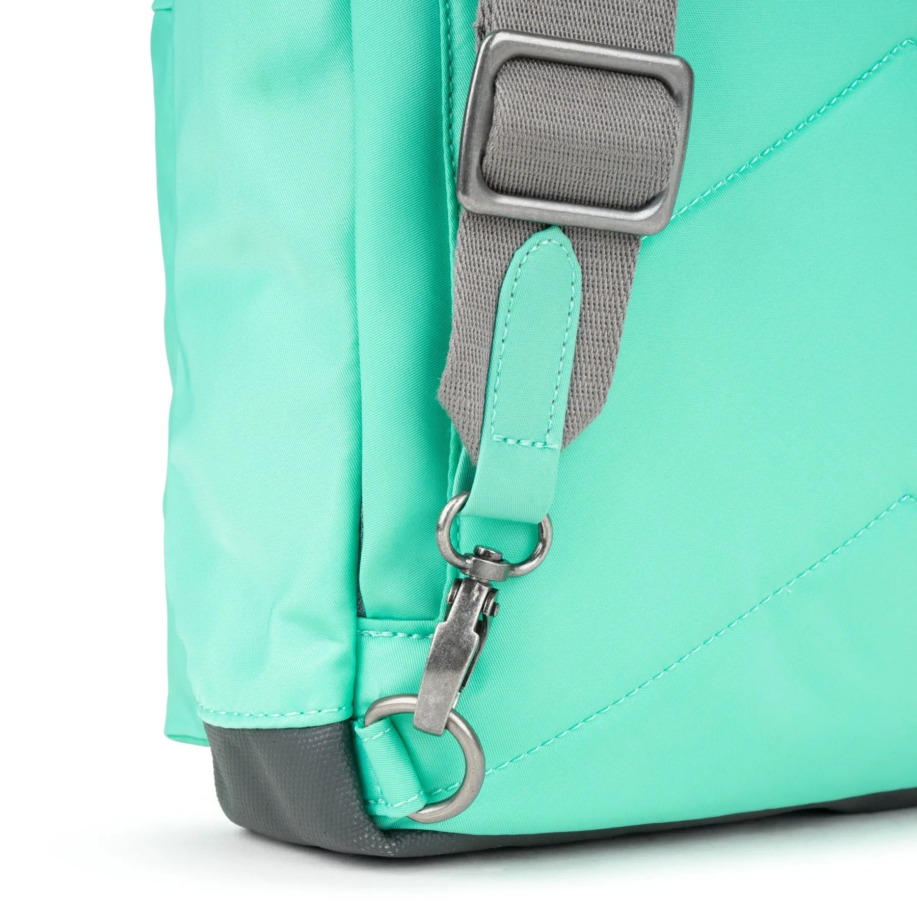 ROKA Willesden B XL Recycled Nylon Bag - Capri