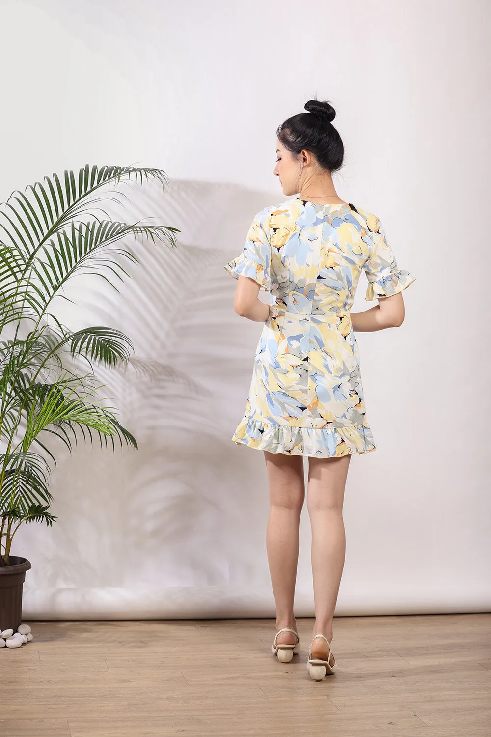 Sherinda Midi Dress in Yellow Floral Prints