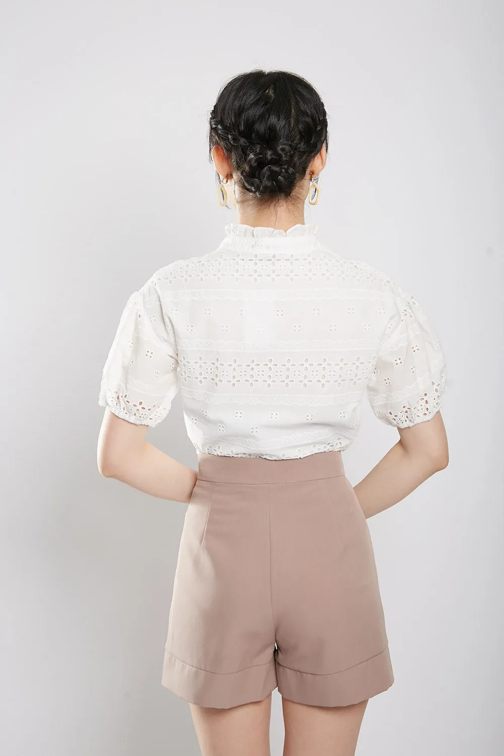 Tahli Shorts in Khakis