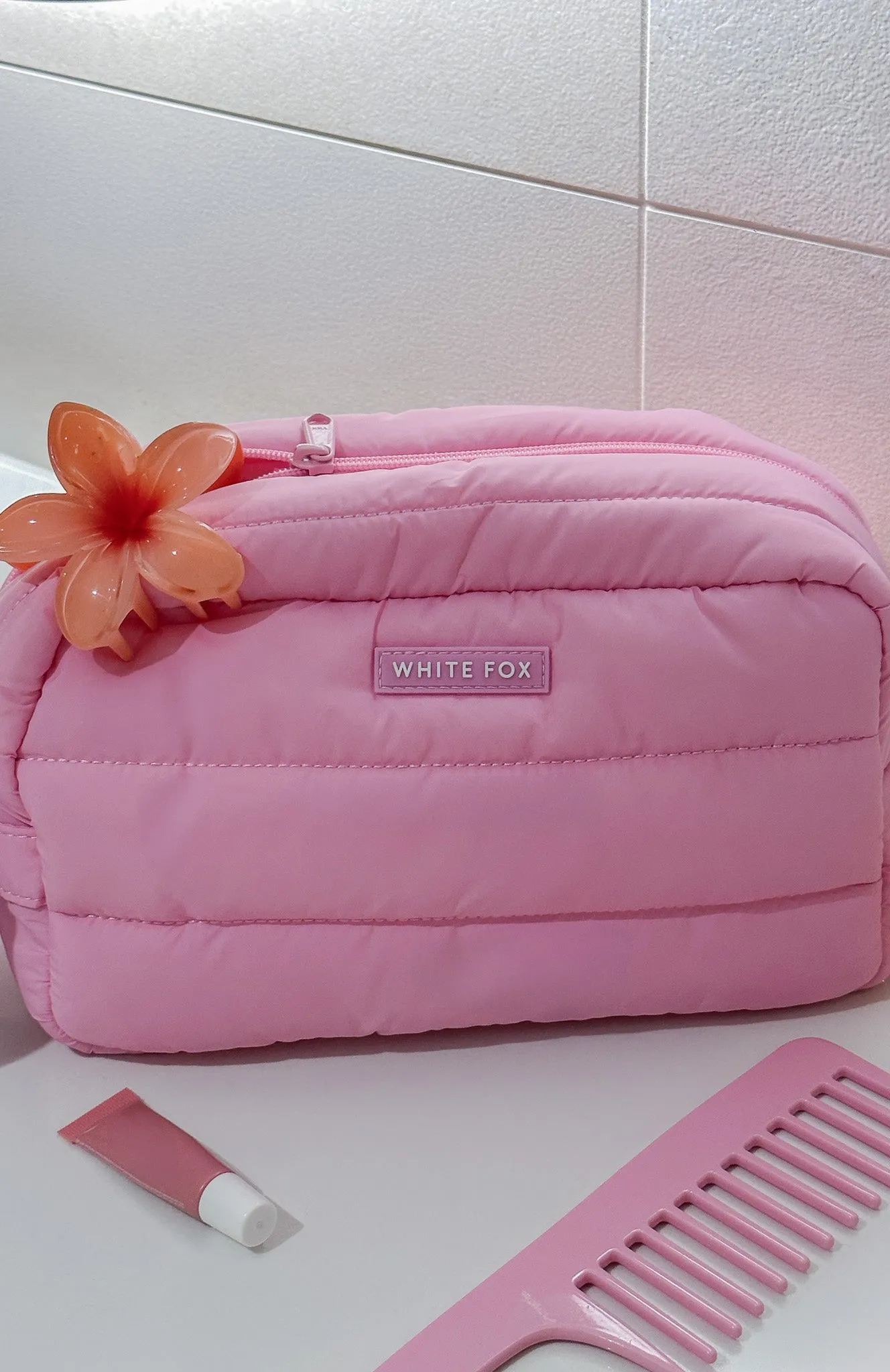 Take A Leap Cosmetic Bag Baby Pink